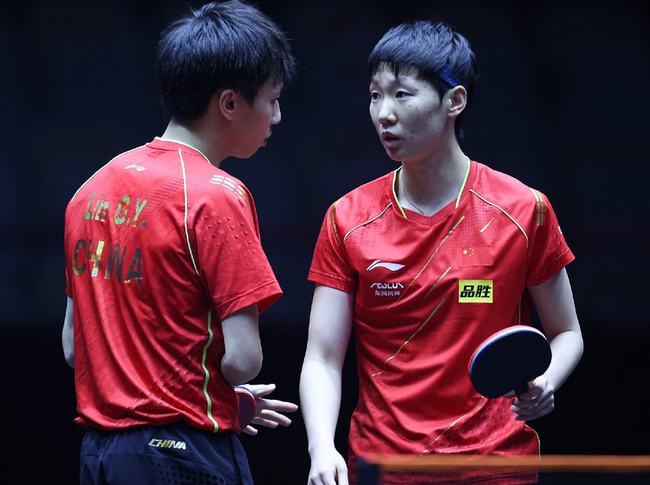 布克以及莱 布克以及莱