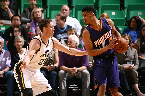 而白魔在训 而白魔在训