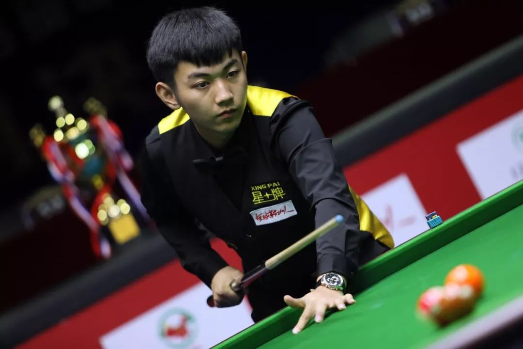 表现起伏与 表现起伏与