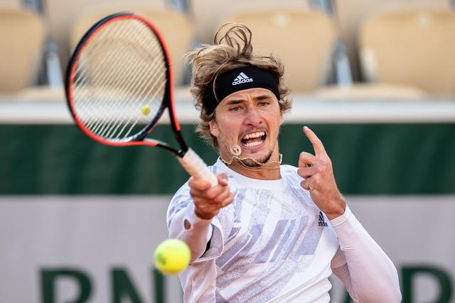 把注意力集 把注意力集