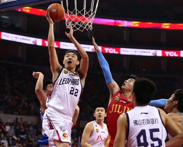 短暂停顿 短暂停顿